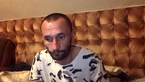 zervale online show from March 10, 8:01 pm