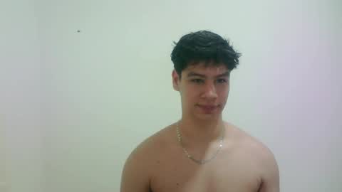 zeus_183 online show from April 20, 4:48 am
