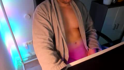 ziemlichflutschig online show from March 22, 4:06 am