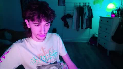 zipdown online show from March 17, 4:15 am