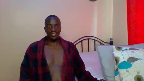 Zlatann2012 online show from February 15, 5:41 am