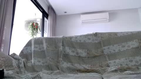 zohan100 online show from December 4, 6:15 pm