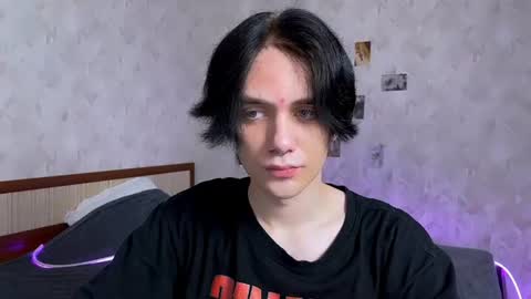 Zombdeeeee online show from June 13, 6:06 pm