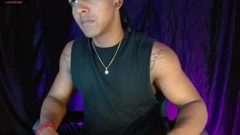 Zoriel online show from May 17, 6:26 pm