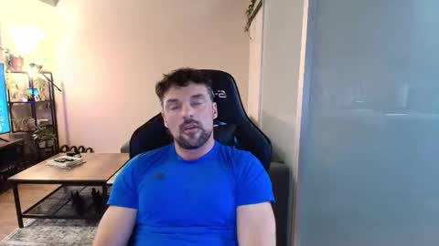 Snapshot of zuko_zen69 chatting on October 26, 4:58 am Zuko online show from October 26, 4:58 am