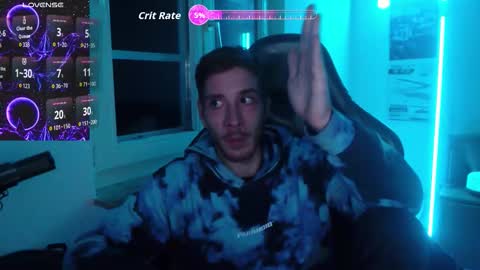 Zuzmoe online show from December 5, 9:55 pm