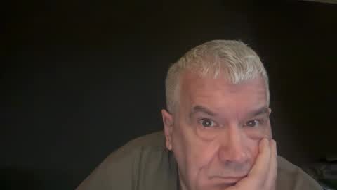 zwickauer1969 online show from October 6, 6:07 am