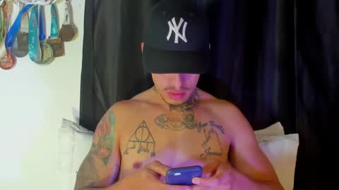 Snapshot of zyongarcia2020 chatting on January 17, 10:00 am zyon garcia online show from January 17, 10:00 am