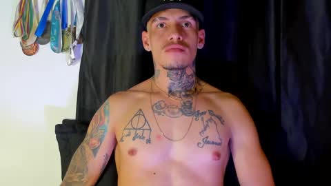 Snapshot of zyongarcia2020 chatting on January 31, 11:24 am zyon garcia online show from January 31, 11:24 am