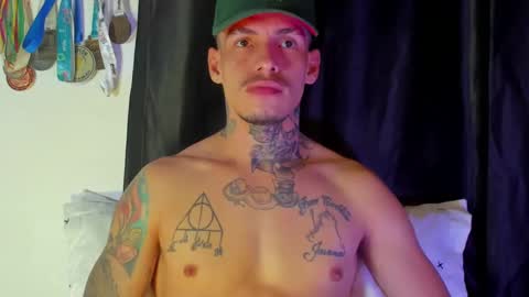 Snapshot of zyongarcia2020 chatting on January 21, 10:23 am zyon garcia online show from January 21, 10:23 am