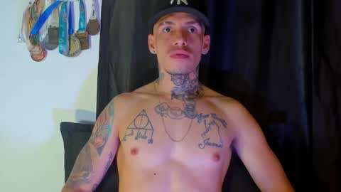 Snapshot of zyongarcia2020 chatting on January 12, 2:41 pm zyon garcia online show from January 12, 2:41 pm