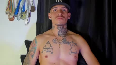 Snapshot of zyongarcia2020 chatting on February 18, 5:44 pm zyon garcia online show from February 18, 5:44 pm