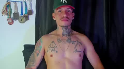 Snapshot of zyongarcia2020 chatting on January 3, 2:19 pm zyon garcia online show from January 3, 2:19 pm