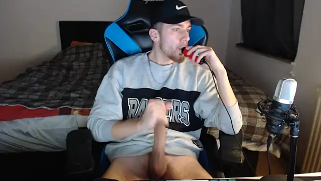 AlbanerYaro45 online show from January 21, 5:05 pm