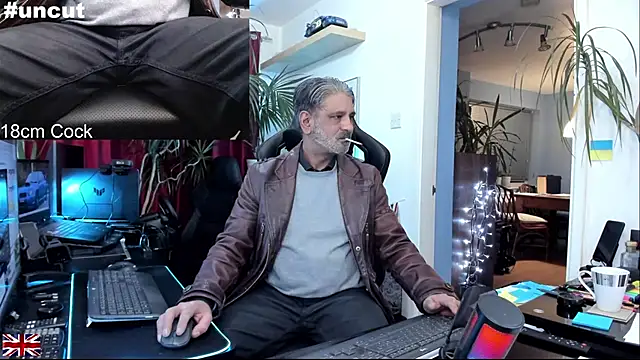 OnlineBossUK online show from November 23, 7:25 pm