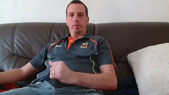 cloupefun online show from October 9, 11:59 am