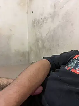 Snapshot of Magosupreme chatting on February 13, 5:26 am Magosupreme online show from February 13, 5:26 am