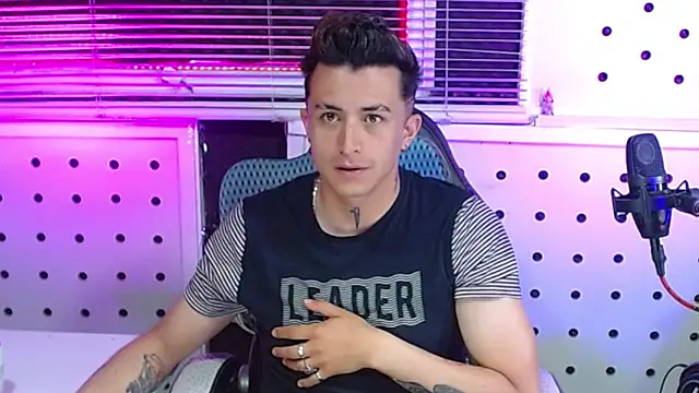 Darko0717 online show from September 11, 3:00 pm