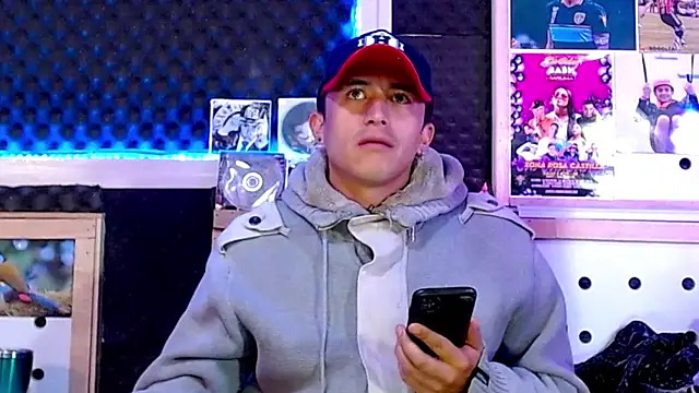 Darko0717 online show from March 6, 10:15 pm