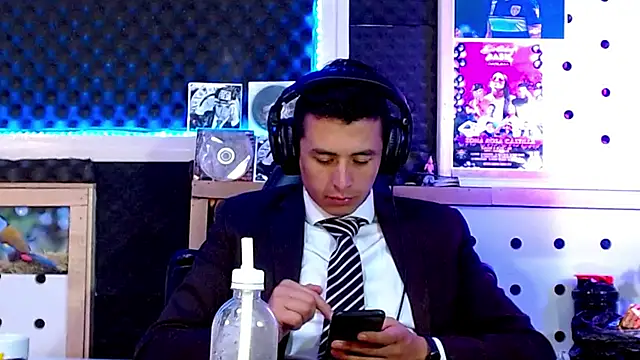 Darko0717 online show from March 4, 1:01 am