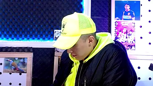 Darko0717 online show from February 15, 10:32 pm