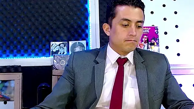 Darko0717 online show from February 3, 3:06 pm