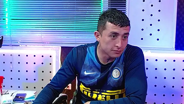 Darko0717 online show from March 8, 11:53 pm