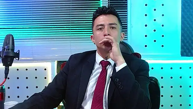 Darko0717 online show from May 8, 11:32 am