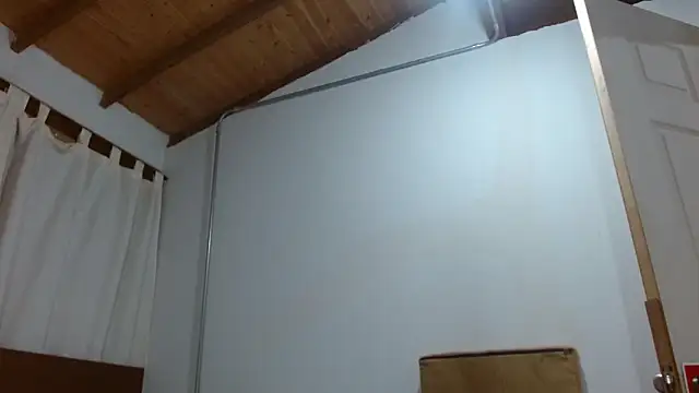 JohanyLatino online show from July 2, 3:23 am