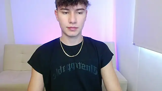 adrian morelly online show from April 10, 7:32 pm