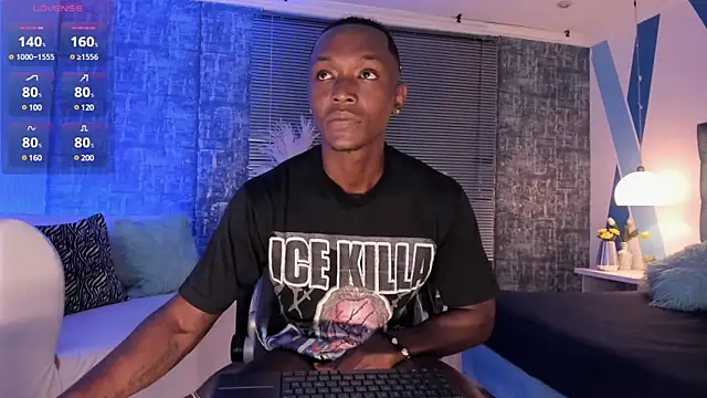 DannSmmith online show from December 27, 3:53 am