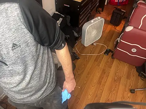 leanjamesdean online show from March 8, 3:54 am