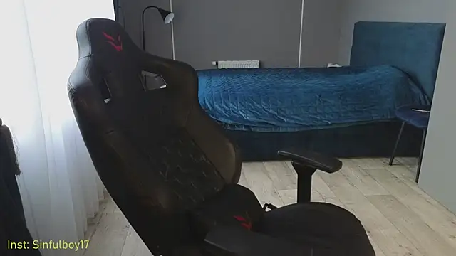 Richard mils online show from March 5, 10:00 am