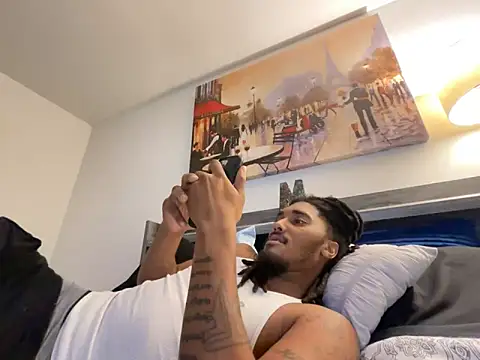 Snapshot of BD2LONG chatting on September 14, 2:02 am BD2LONG online show from September 14, 2:02 am