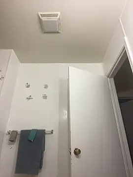 Snapshot of BD2LONG chatting on March 6, 10:58 pm BD2LONG online show from March 6, 10:58 pm