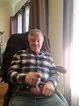 Snapshot of MichOxxford chatting on September 15, 4:14 am MichOxxford online show from September 15, 4:14 am