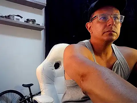 pedropicapi online show from February 27, 1:18 am