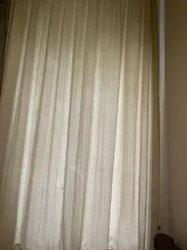 Snapshot of YesTheSexiest chatting on October 9, 4:23 pm YesTheSexiest online show from October 9, 4:23 pm