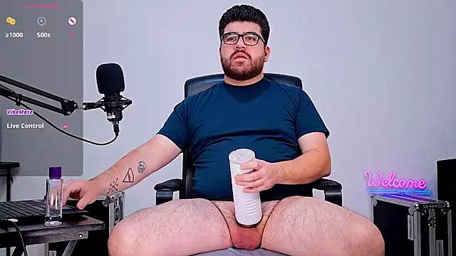 jax luna online show from December 18, 7:04 am