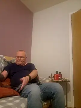 FriendlyDave online show from January 26, 9:07 pm