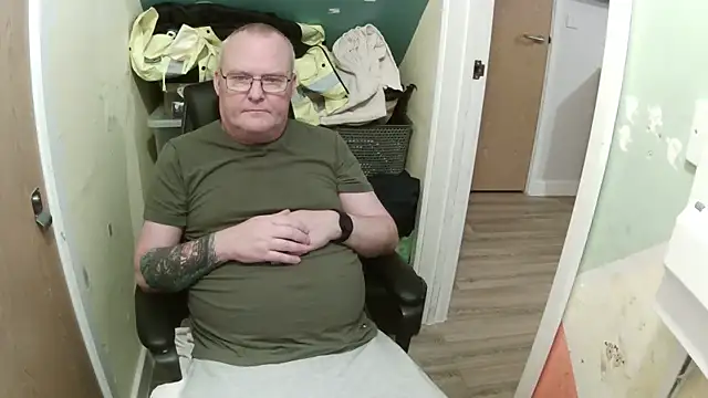 FriendlyDave online show from February 5, 6:59 pm