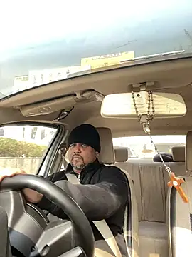 Dick 6inches online show from January 17, 6:49 am