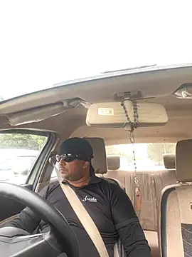 Dick 6inches online show from October 27, 6:27 am