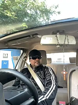 Dick 6inches online show from April 16, 1:49 am