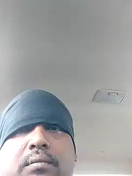 Dick 6inches online show from March 18, 6:06 am