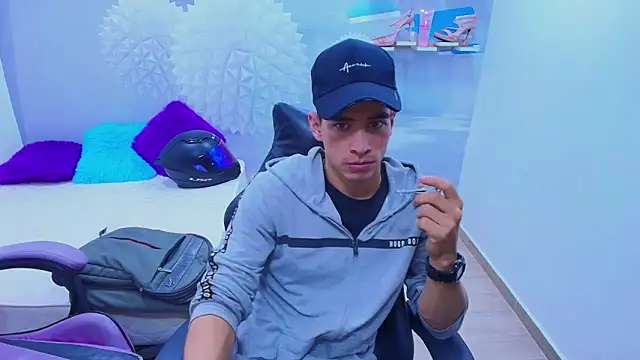 DEIBY BABY online show from November 28, 4:15 am