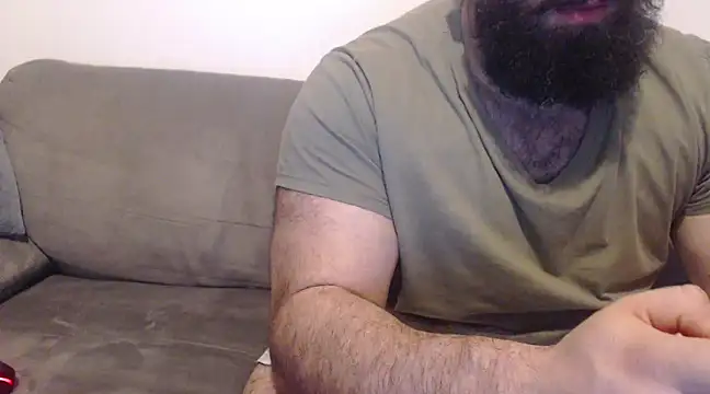 hugemachohandsome online show from December 5, 10:45 pm