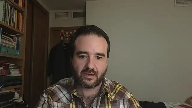 curiosillo83 online show from March 11, 4:14 pm