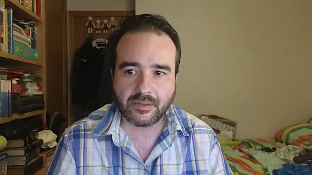 curiosillo83 online show from June 3, 3:28 pm