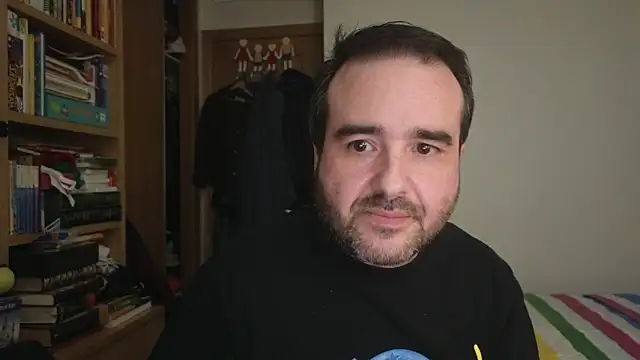 curiosillo83 online show from February 24, 11:16 pm